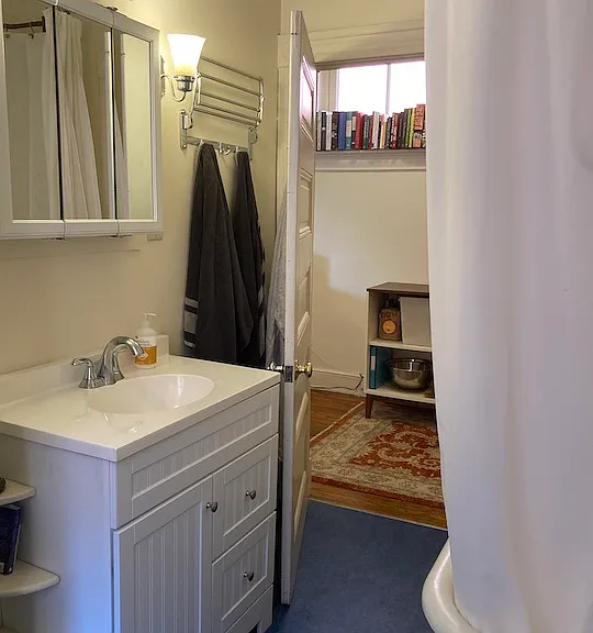 2033 W Grace St #A — Photo 19