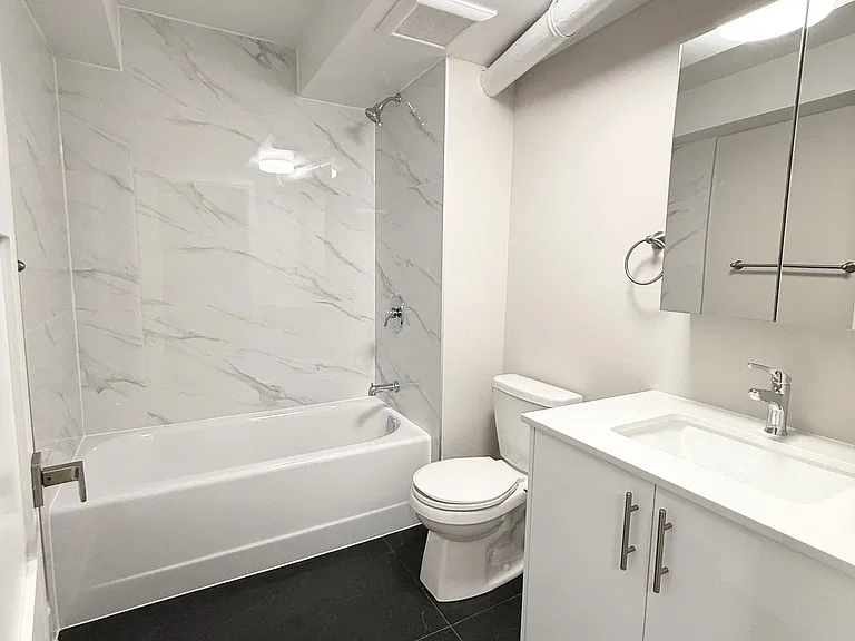 325 Cooper St #15-A — Photo 17