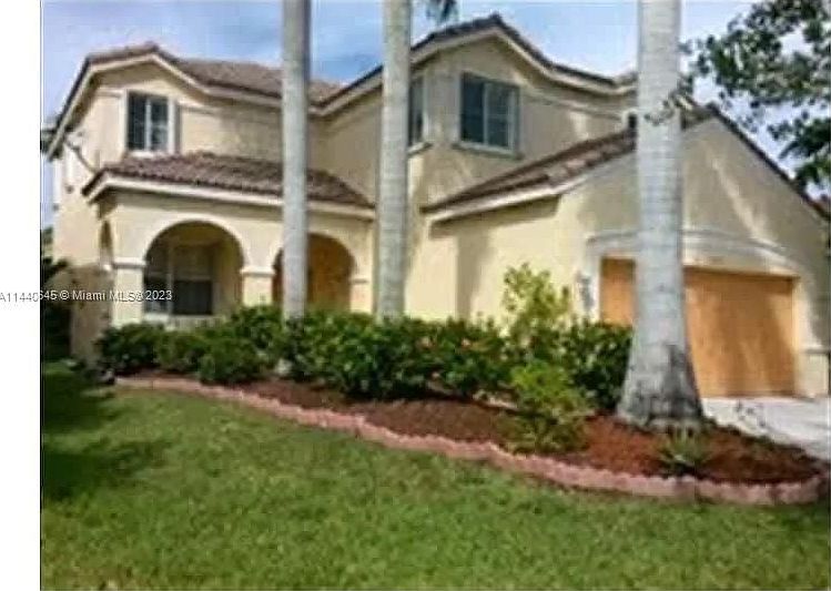 1st image of 1689 Winterberry Ln
