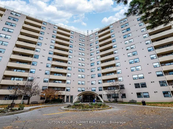 700 Dynes Rd #618, Burlington, ON L7N 3M2