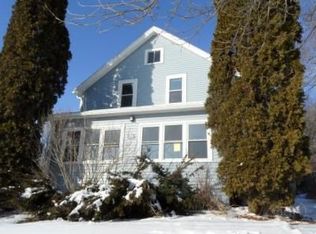 400 Hill St, Rock Springs, WI 53961