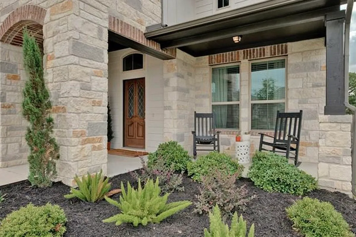 Building Photo - 1404 Goldilocks Ln