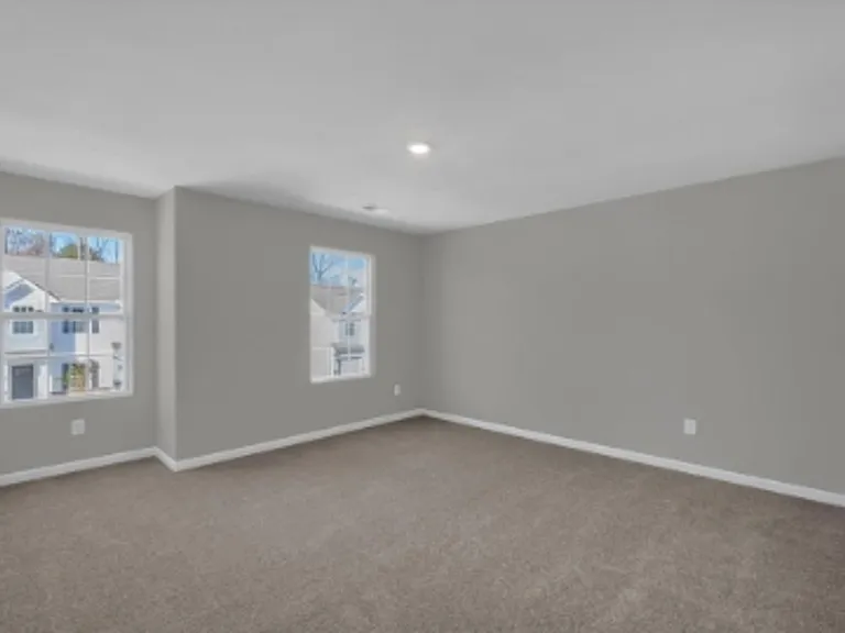 40 Ferryhill Dr — Photo 23