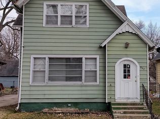 907 North Ave, Rockford, IL 61103