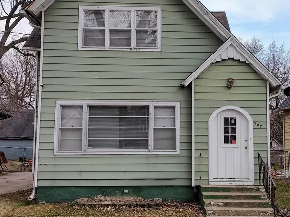 907 North Ave, Rockford, IL 61103