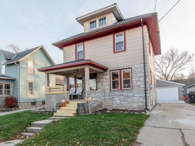 723 Summit Ave, Waukesha, WI, 53188