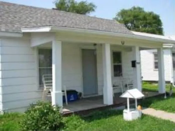 1922 S 10th St, Council Bluffs, IA 51501