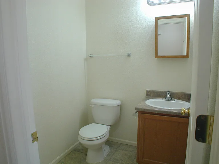 304 Snyder Ave — Photo 8