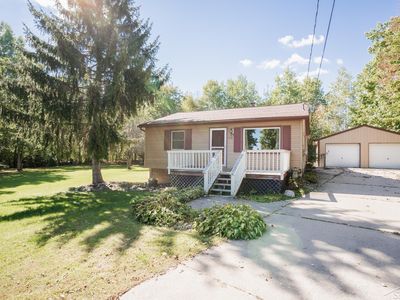 7760 White Birch Dr, Farwell, MI, 48622