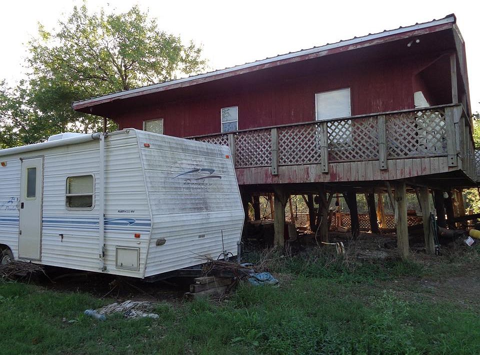 1st image of 5 Guadalupe River Dr