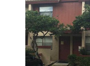 9795 Riverside Dr #584, Coral Springs, FL 33071