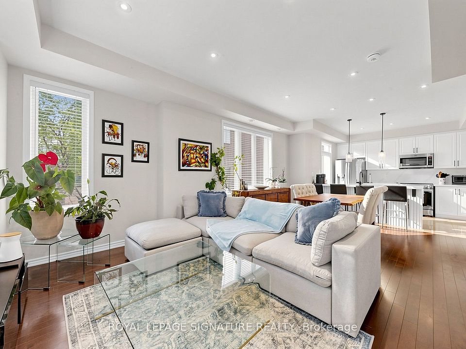 1st image of 35 Heron Park Pl #10
