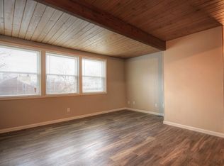 308 E Iowa St #302, Urbana, IL