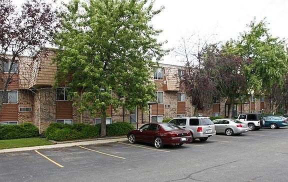 5th image of 3046 W Grandville Ave Ste 203