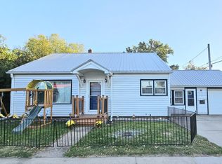 722 Lincoln Hwy, Nevada, IA 50201