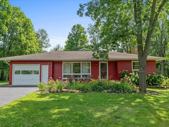 W4343 State Road 29, Spring Valley, WI 54767