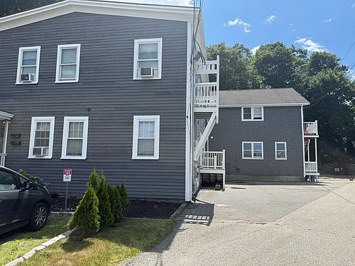 176 Court St #4 Photo 1
