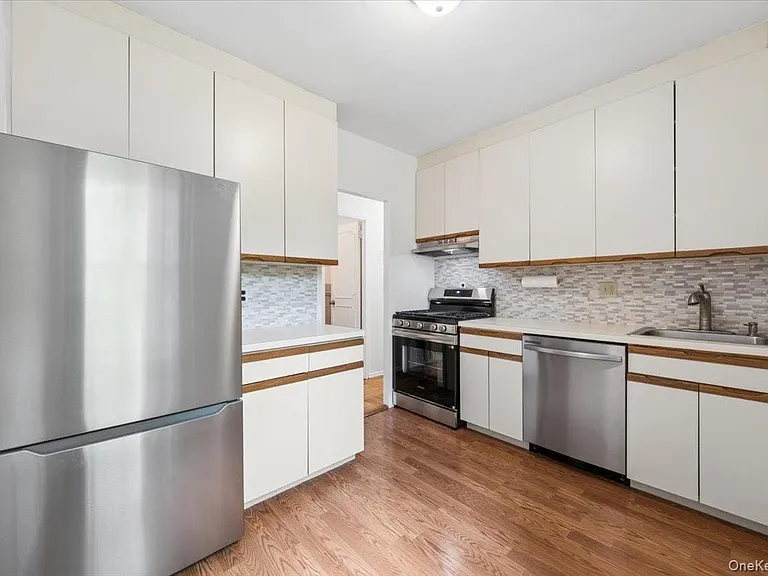 281 Garth Rd #C2H — Photo 28