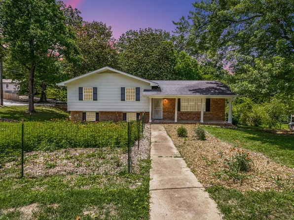4007 Meadow Ln, Chattanooga, TN 37406
