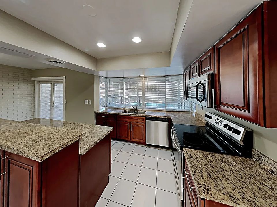 1st image of 4038 Ponea Dr