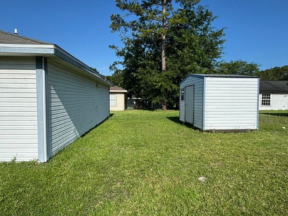 5th image of 4019 Bryant Glen Ave