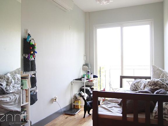 5th image of 34 Melrose St #2R