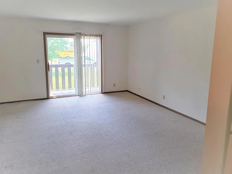 621 N Lincoln St #1 — Photo 6