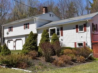 385 Central St, Hallowell, ME 04347