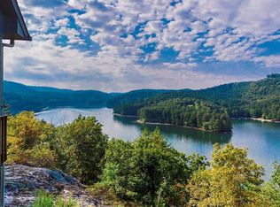 14 Critter Rdg, Glenville, NC 28736