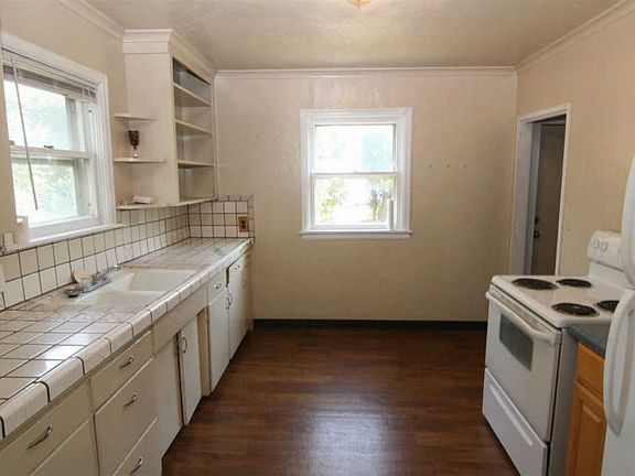 3rd image of 538 N Crosby St