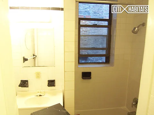 Rented by Citi Habitats | media 21