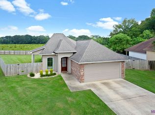 6504 Surrey Ln, Zachary, LA 70791