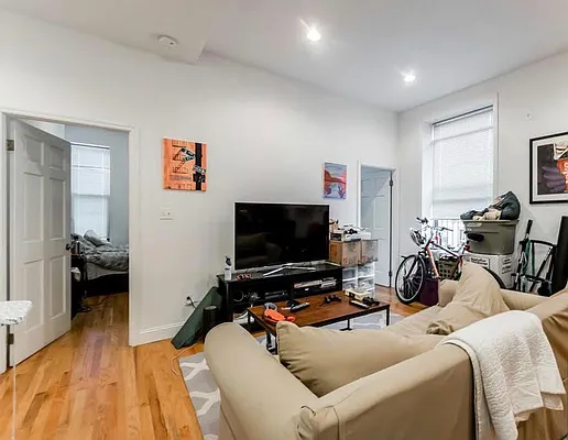 Rented by (LEGACY NOT ACTIVE) DiGiulio Group Real Estate, LLC | media 24