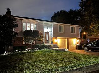1104 Bluegrass Trl, Jeffersonville, IN 47130