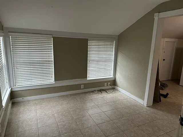 304 S Ridgewood Ave #1 — Photo 9