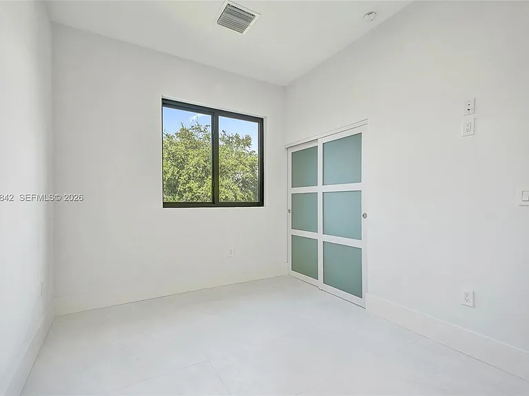 119 NE 118th St — Photo 19