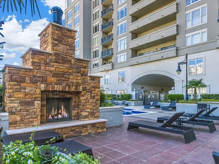 Camden Grandview — Photo 41