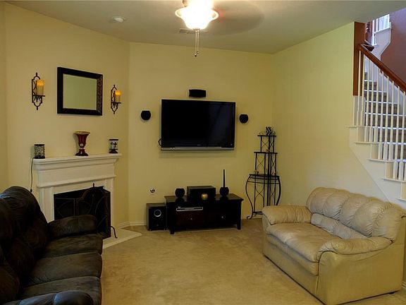 5th image of 10220 Benwick Dr