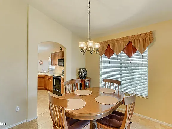 23074 W Arrow Dr — Photo 3