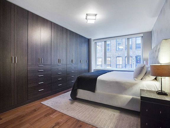 4th image of 151 W 21st St APT 3E