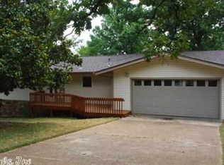 143 Wilshire Dr, Fairfield Bay, AR 72088