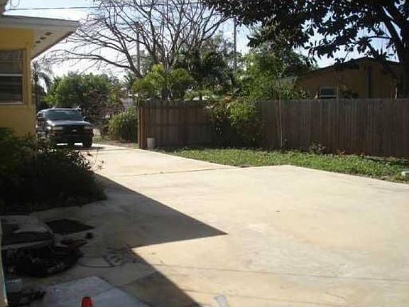 Parking for RV, Boat & Ca