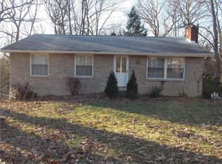 212 Woodcroft Rd, Baden, PA 15005