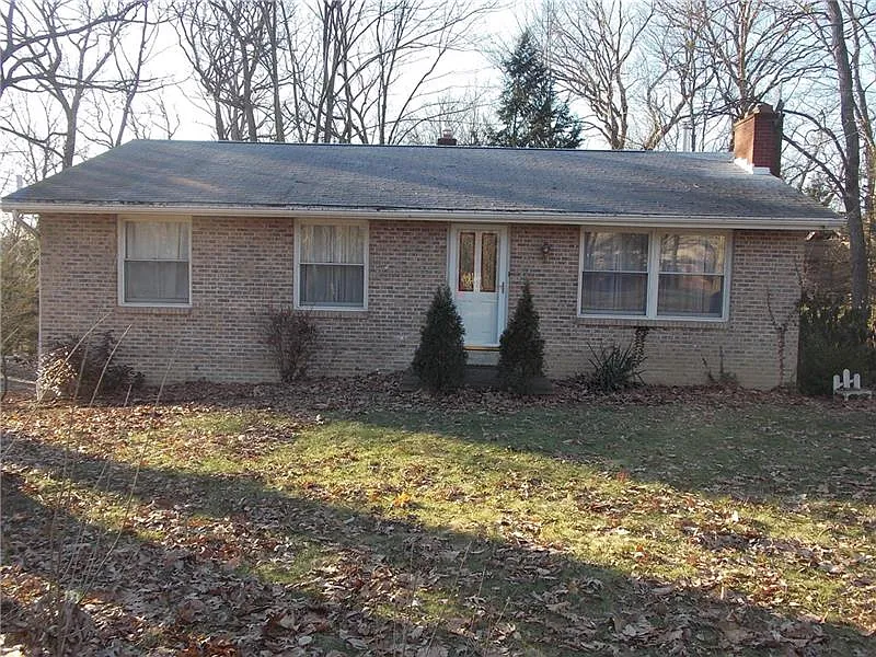 212 Woodcroft Rd photo 1