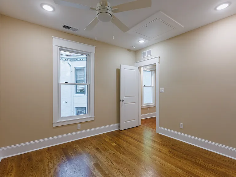 716 W Maxwell St #3 — Photo 18
