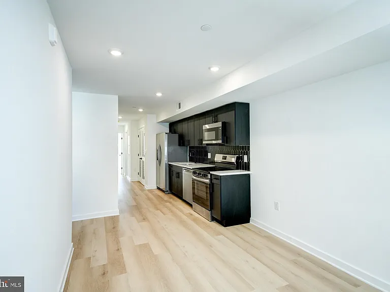 2329 Ellsworth St #2 — Photo 7