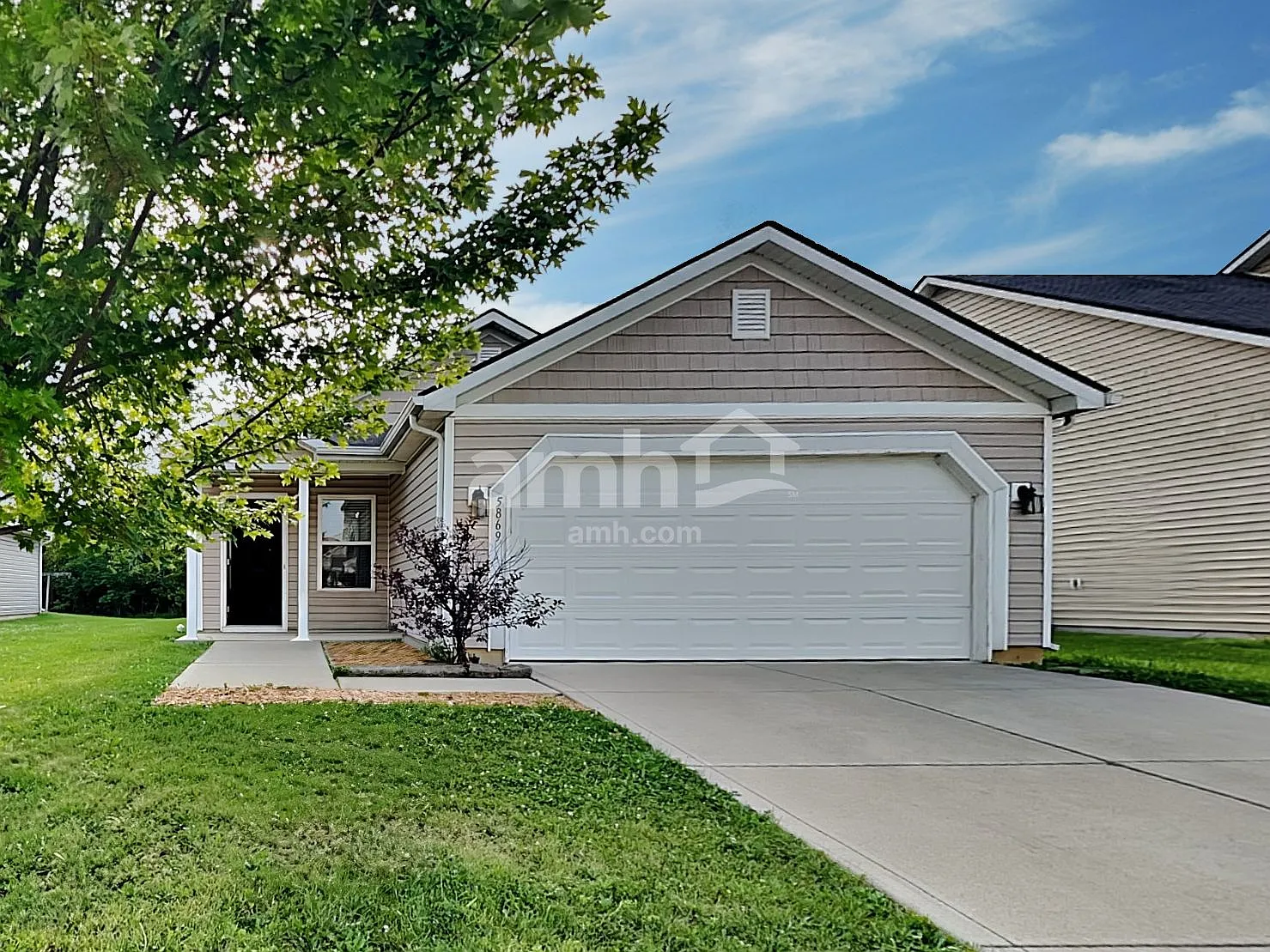 3 bed, 2.0 bath, 1240 sqft, $1,765 — Photo 1