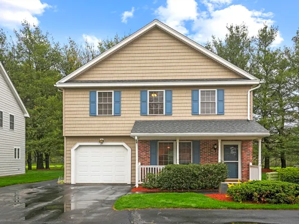 17 Fairway Dr Unit 17, Tewksbury, MA 01876