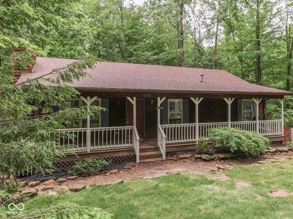 6477 Black Bear Dr, Nineveh, IN 46164