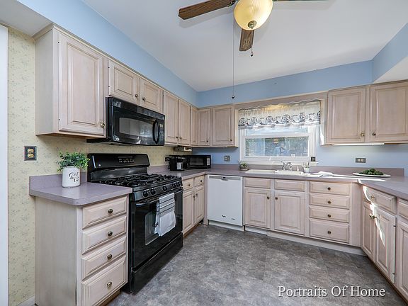 5th image of 1278 Berkenshire Ln